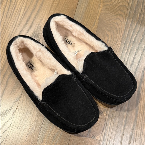 UGG Other - UGG Black Suede Moccasins with Cream Lining